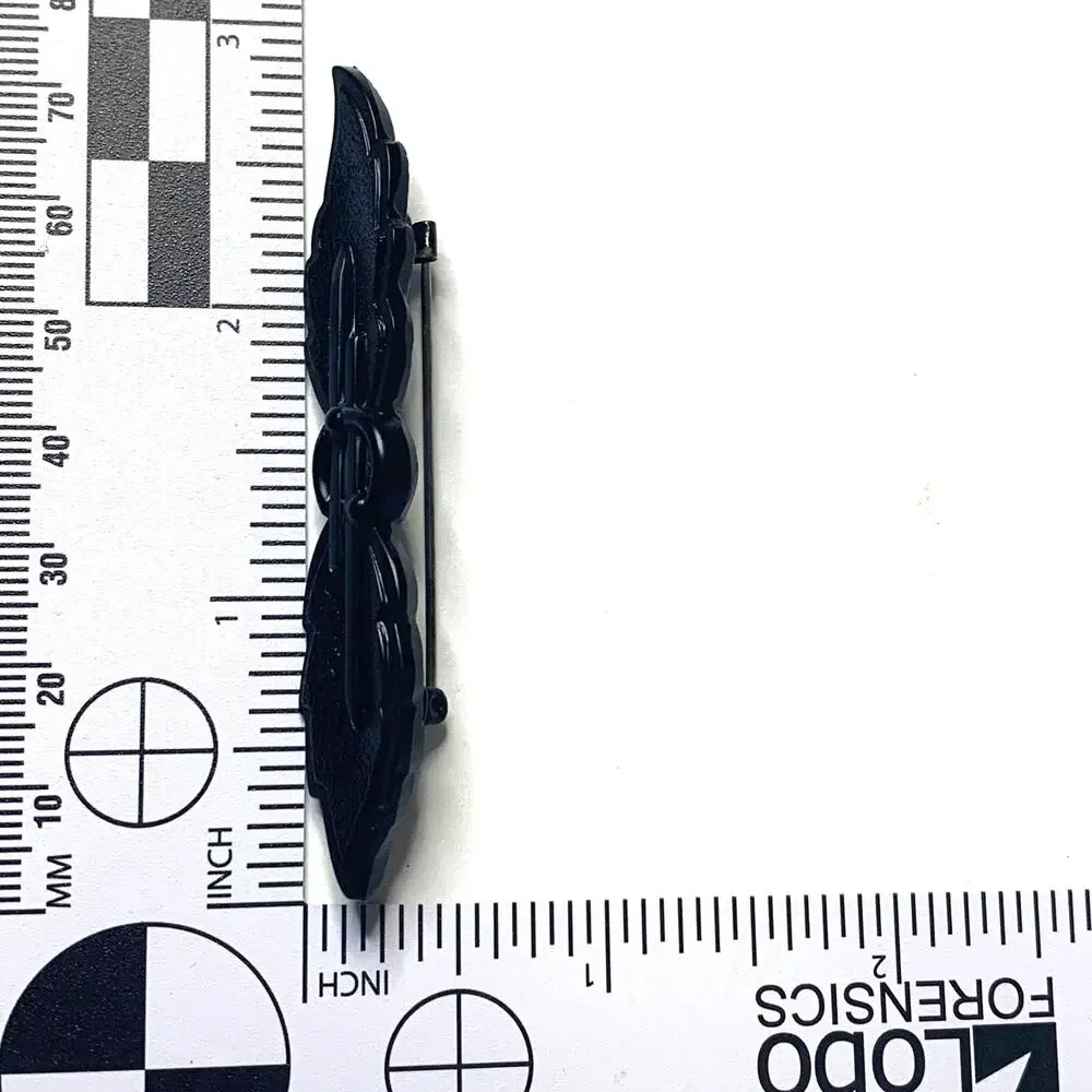 Vintage c.1950's Czechoslovakian Art Deco Style‎ Black Leaf Brooch